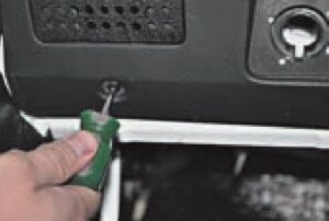 Замена панели приборов автомобилей ВАЗ-2107 и ВАЗ-21047.