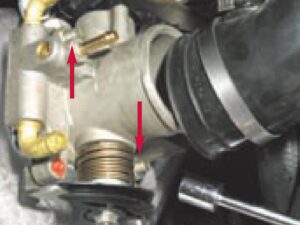 Система питания двигателя автомобилей ВАЗ-2107, -21047 с двигателями ВАЗ-2104 и ВАЗ-21067.