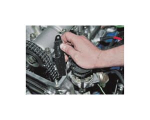 Замена успокоителя цепи привода распределительного вала. Двигатель автомобилей ВАЗ-2107, -21047.