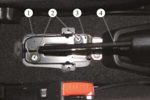 Рычаг ручного привода тормоза с тягой в сборе. Тормозная система LADA GRANTA 2190 – снятие/установка основных узлов и деталей.